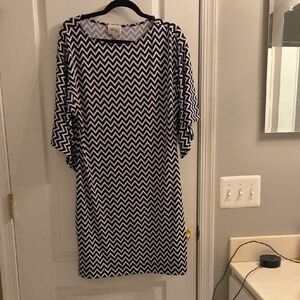 Beige by eci Zigzag Long Sleeve Dress in Black and White